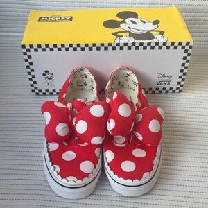 RARE Disney x Vans Authentic Gore Skate Shoe Minnie Mouse Bow Womens Sizes 7.5
